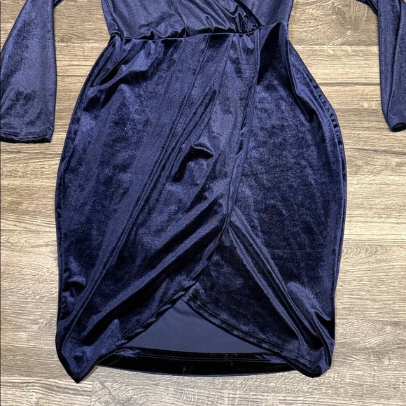 Fashion Nova Midnight Blue Velvet Dress - Picture 4 of 6